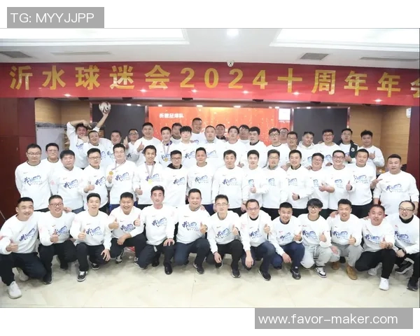 世界足球明星扑克盛宴揭幕球迷与偶像亲密互动的全新体验