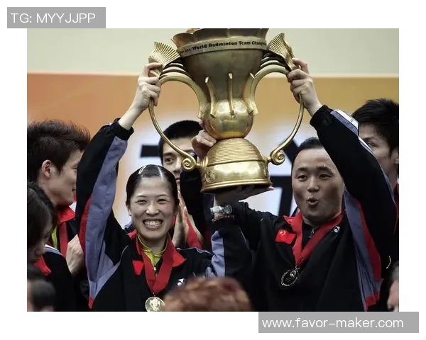 北京羽毛球队在杯赛中的速度表现分析与战术探讨 北京羽毛球队在杯赛中的速度表现分析与战术探讨