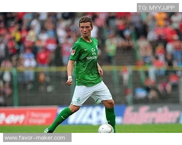 南京足球队逆袭之路:从低谷到冠军赛的辉煌蜕变与奋斗故事 南京足球队逆袭之路:从低谷到冠军赛的辉煌蜕变与奋斗故事