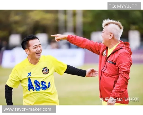 足球明星与粉丝之间的深厚情谊与互动故事揭秘 足球明星与粉丝之间的深厚情谊与互动故事揭秘